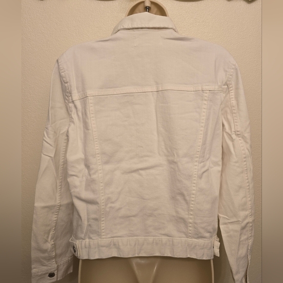 NWT Mango Ladies Cropped White Denim Jacket - Picture 4 of 4